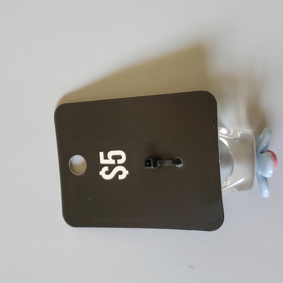 🎈3 FOR $10 RESIN RINGS - Picture 4 of 5